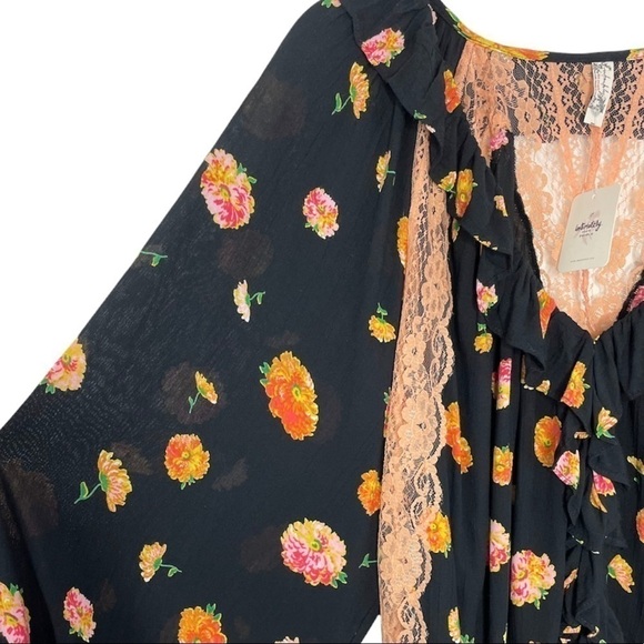 Free People Intimately Poppy Ruffle Bodysuit NWT Black Floral - Picture 7 of 16